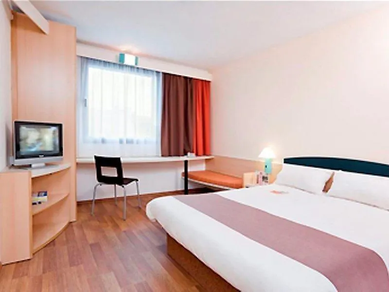 Hotel Ibis Krakow Centrum 3*,