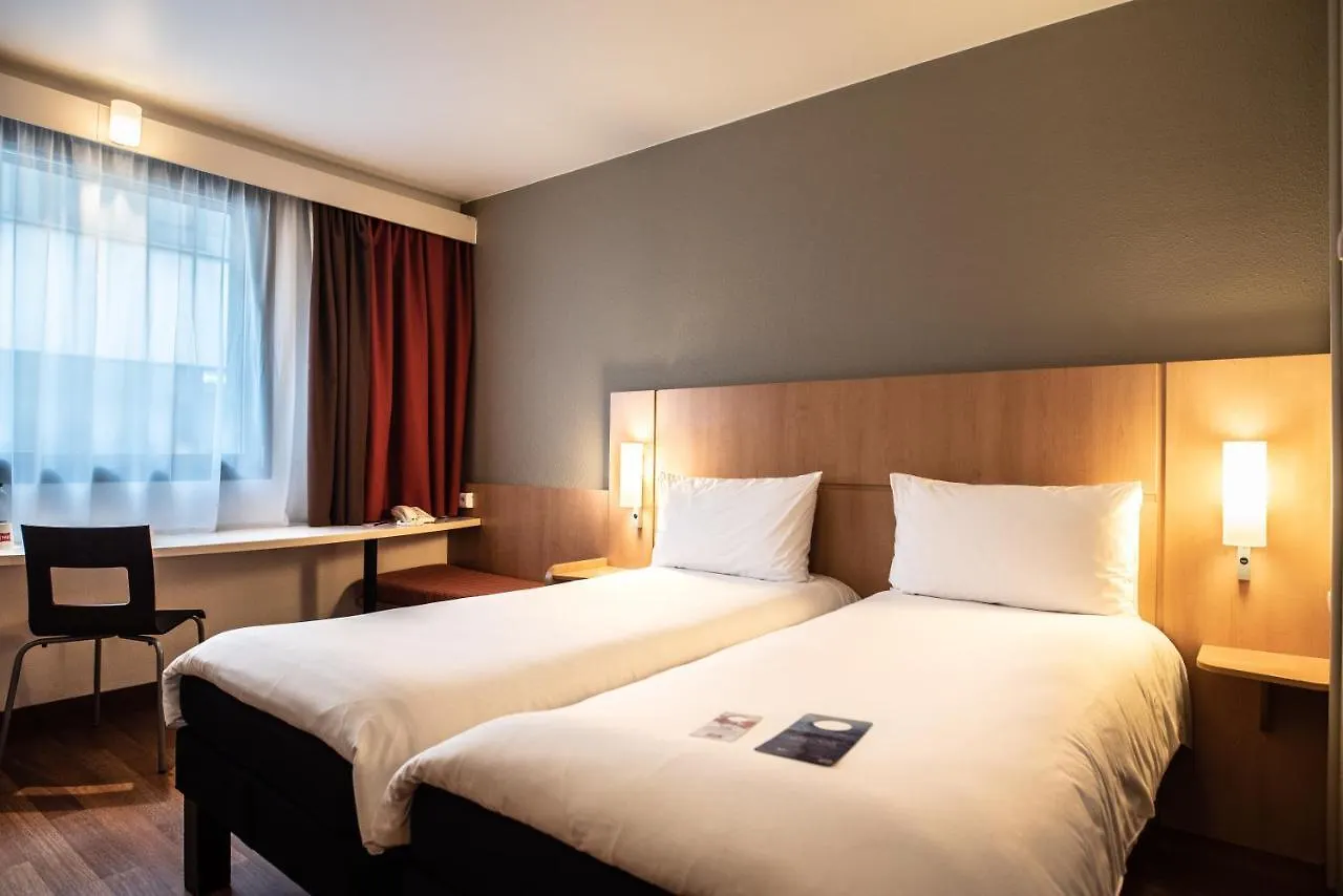 Hotel Ibis Krakow Centrum 3*,